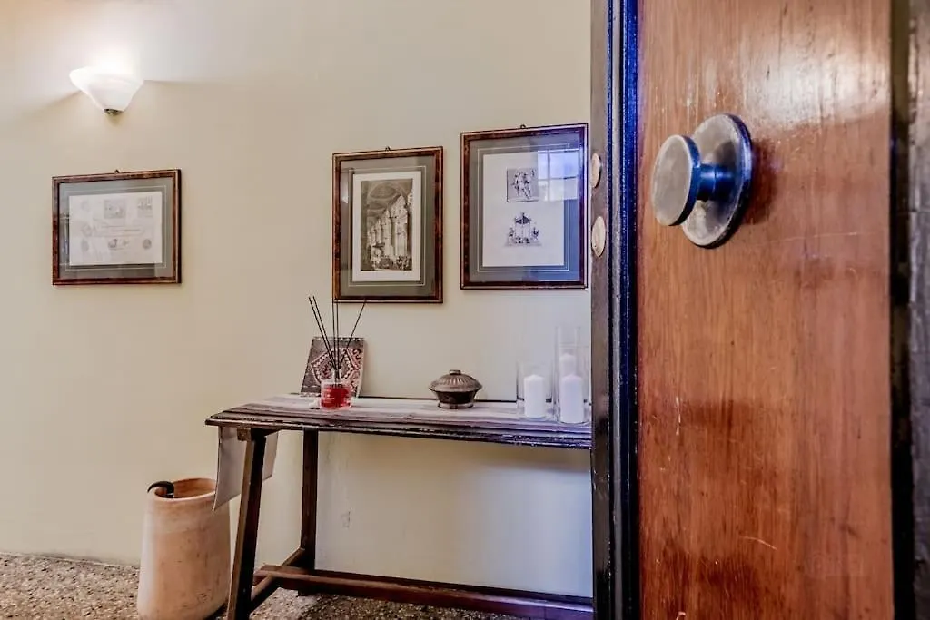 Vatican House Entire Apartment Two Bedrooms 2 Wi Fi A Portable One Rome